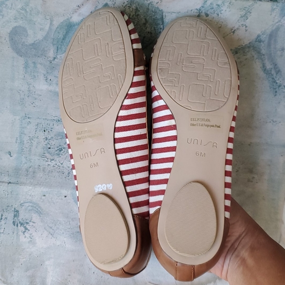 Unisa Striped Red and White Nautical Sailor Flats - Picture 3 of 5